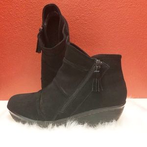 Skechers Air-Cooled Memory Foam Booties